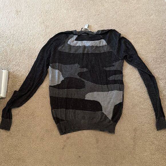 Autumn Cashmere XS New Sweater Camo - Picture 3 of 3